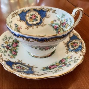 Foley English bone china. Broadway. Blue and white floral